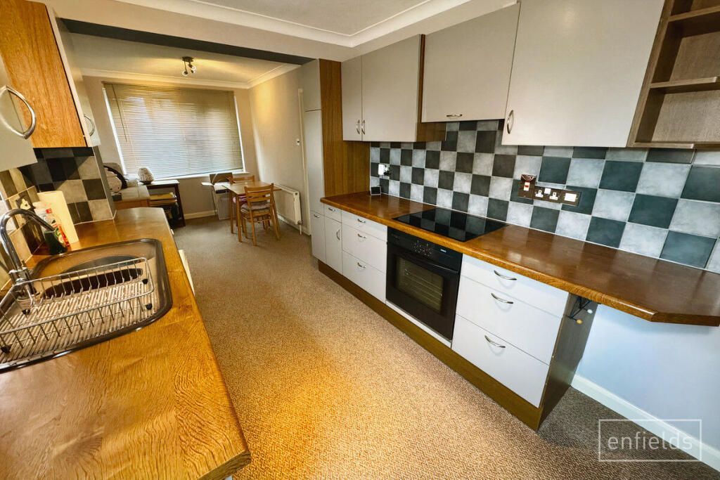 Property photo 3 of 21