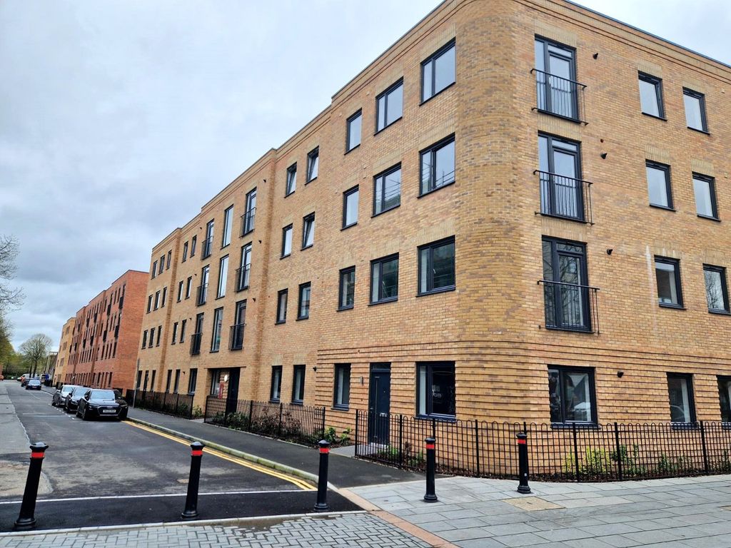 Property photo 1 of 14 Picture No. 32