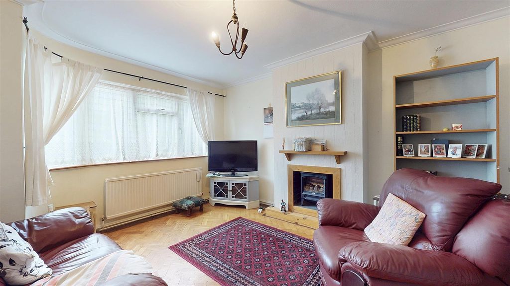 Property photo 2 of 10 P5.Jpg