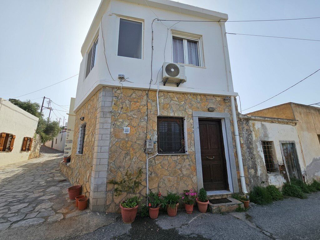Property photo 1 of 11 For Sale Maisonette 60 m² In Crete