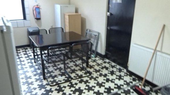 Property photo 3 of 19 Kitchentable.Png