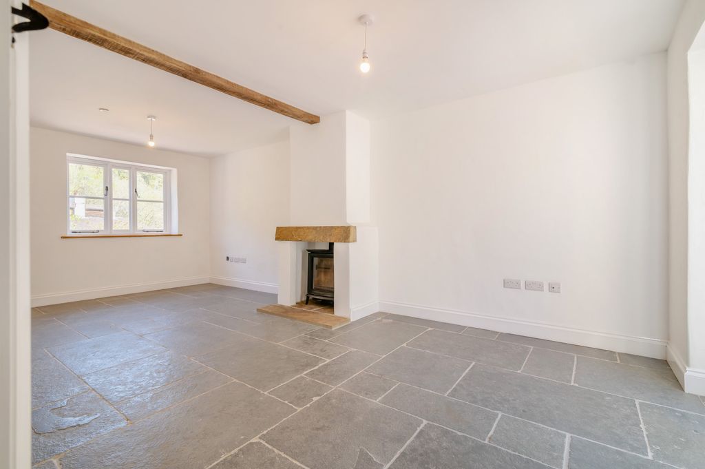 Property photo 3 of 26