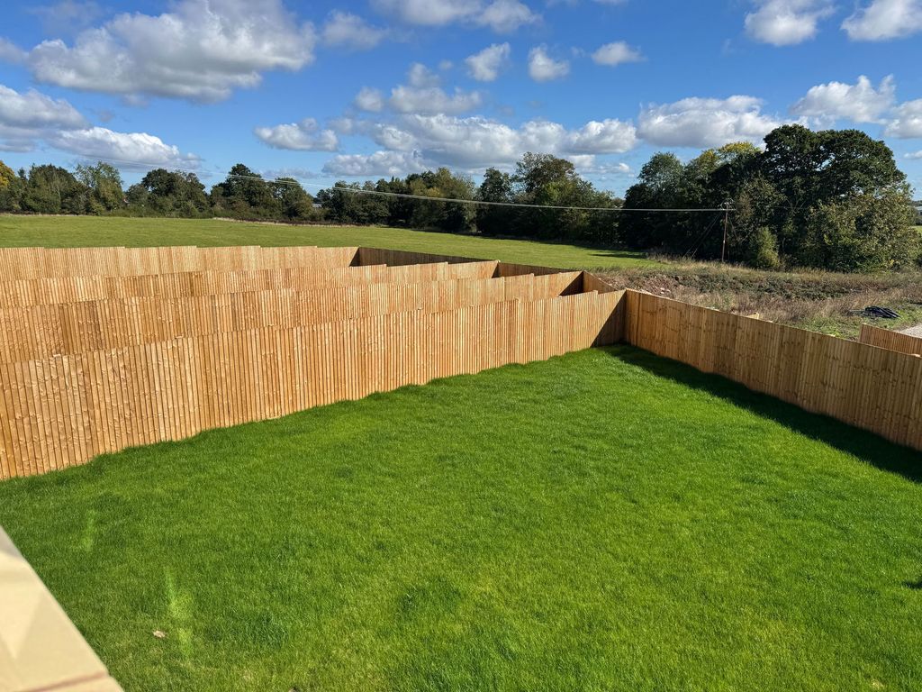 Property photo 2 of 4