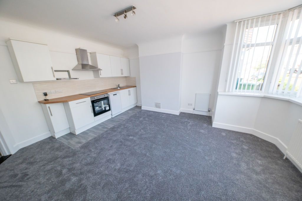 Property photo 2 of 14 Photo 9