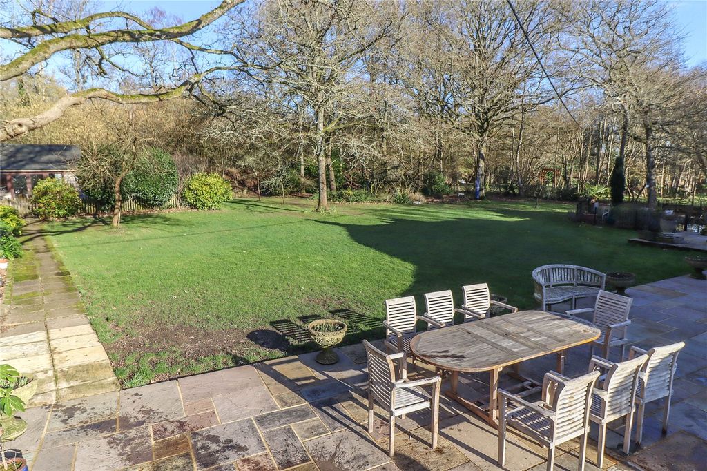 Property photo 2 of 36 Picture No. 54