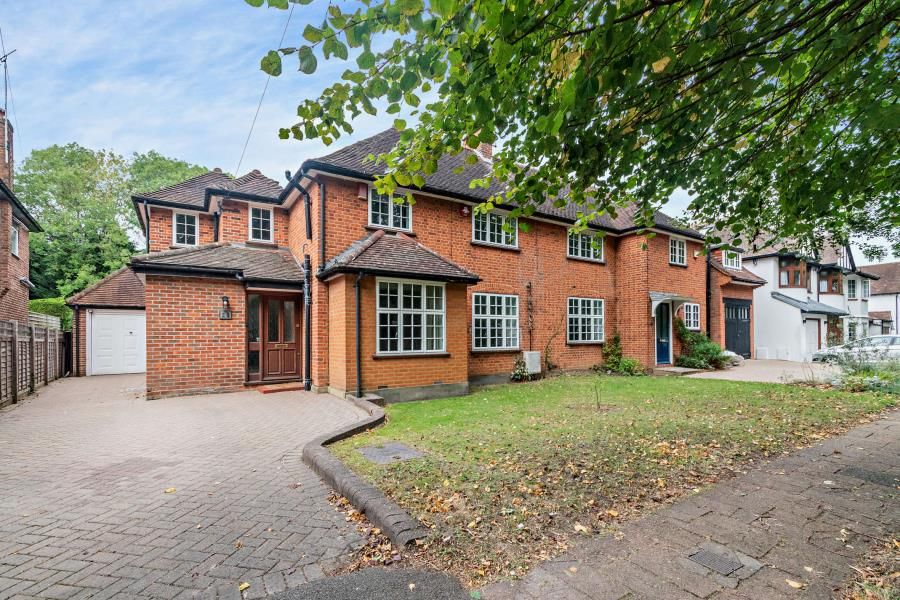 Property photo 1 of 12