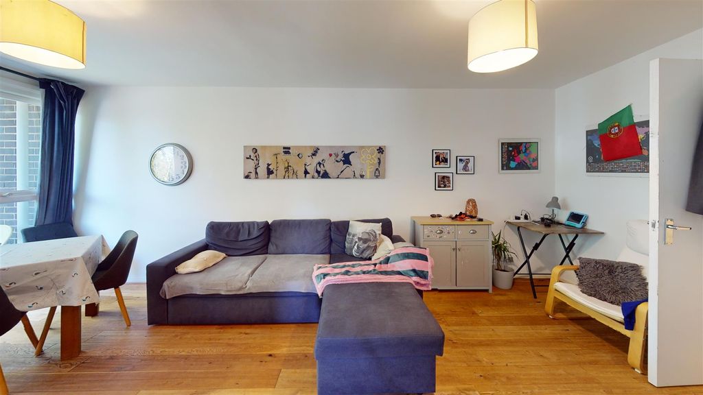 Property photo 3 of 24 Living-Room-3.Jpg