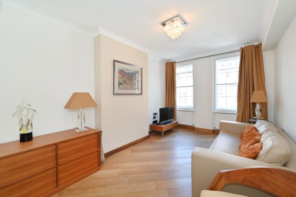 Property photo 2 of 10 78-15-Portman-Square (2).Jpg