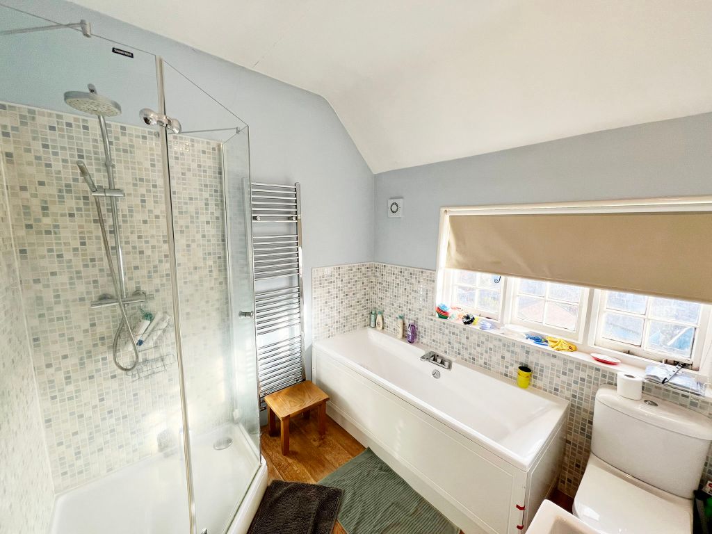 Property photo 3 of 8 Img_5355.Jpeg