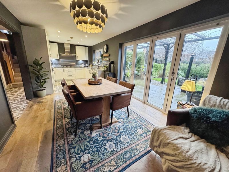 Property photo 2 of 14 Photo 12