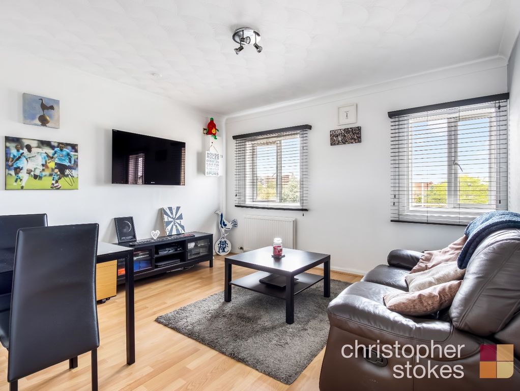 Property photo 2 of 16 4506904