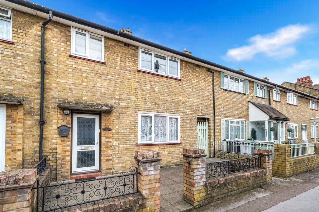 Property photo 1 of 16 2
