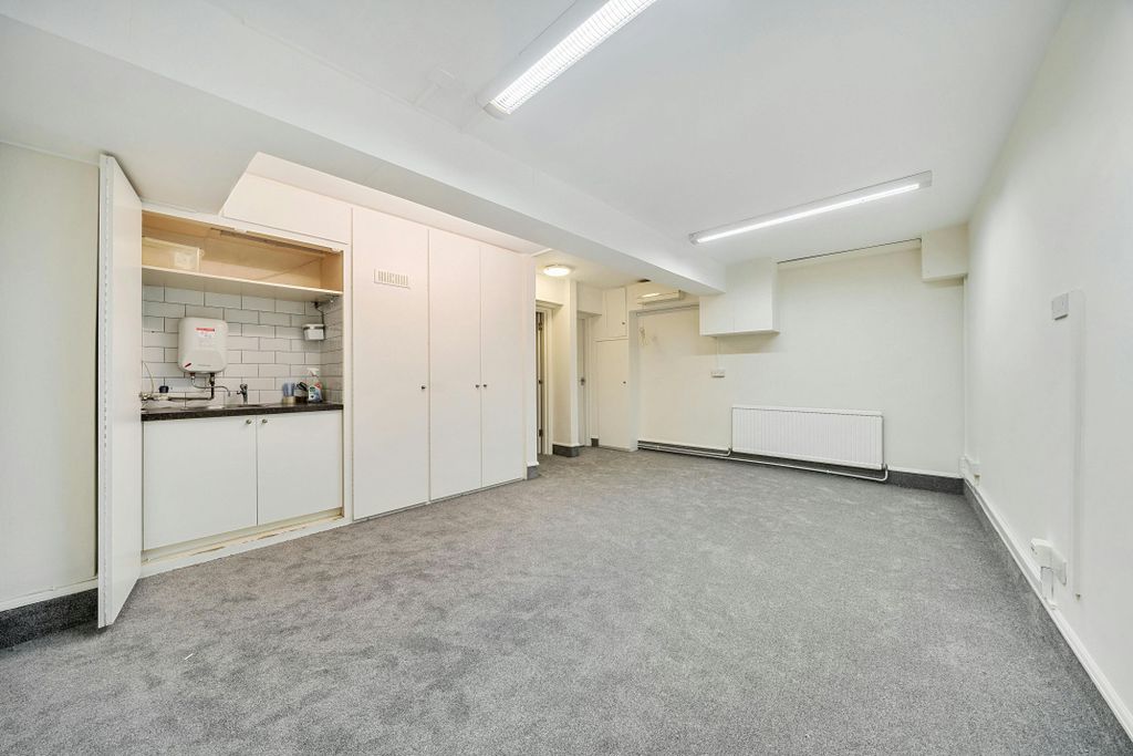 Property photo 2 of 20 1264283 3.Jpg