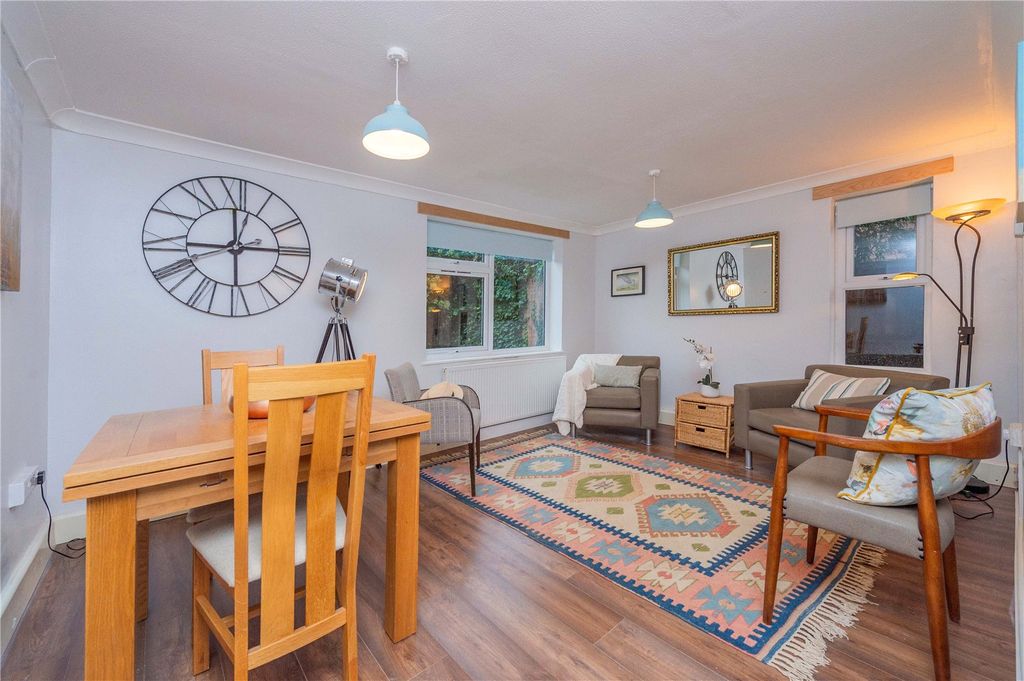 Property photo 2 of 29 Picture No. 03