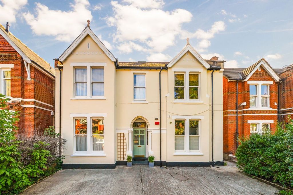 Property photo 1 of 7