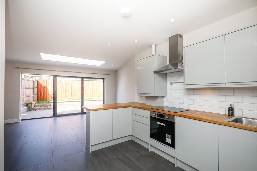 Property photo 1 of 11 Picture No. 01