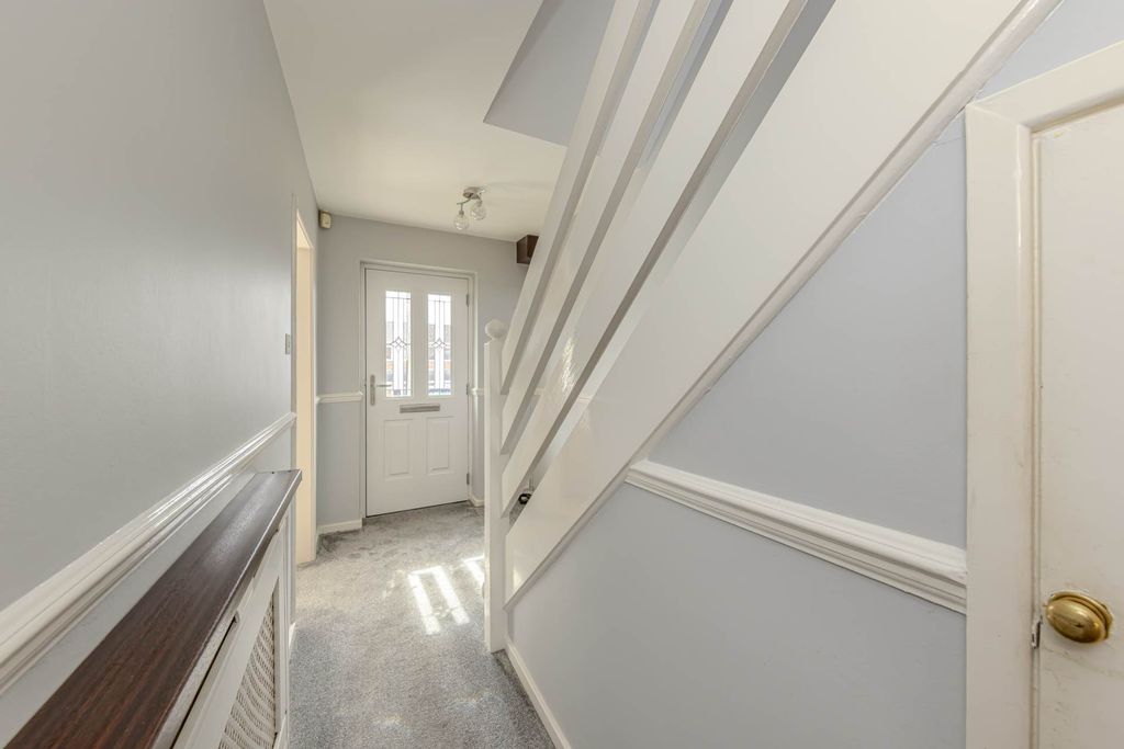 Property photo 2 of 22