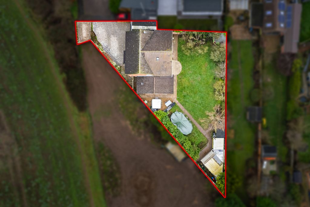 Property photo 3 of 43