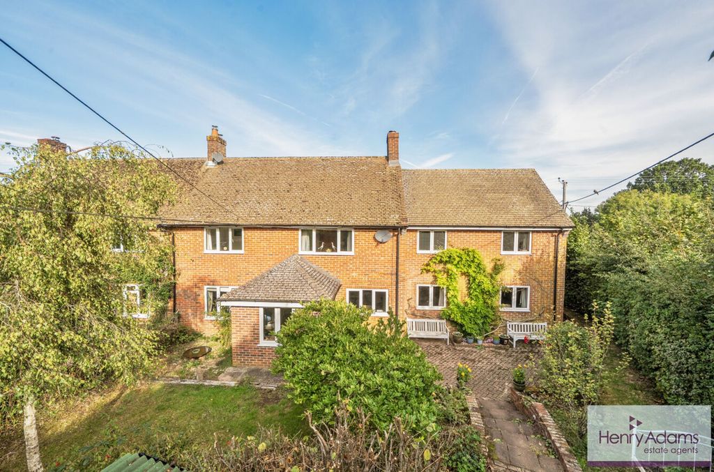 Property photo 1 of 25