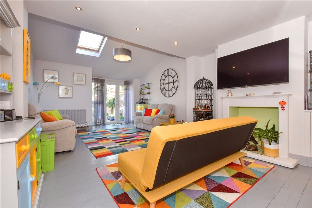 Property photo 2 of 18 Lounge/ Diner