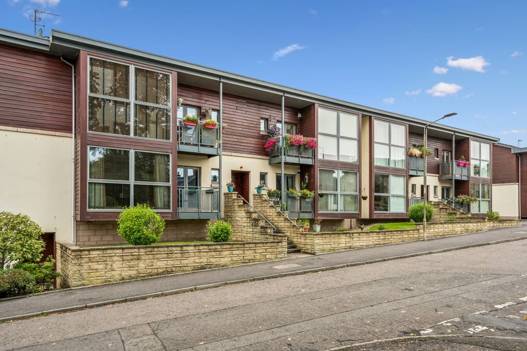 Property photo 1 of 15 Picture No. 03