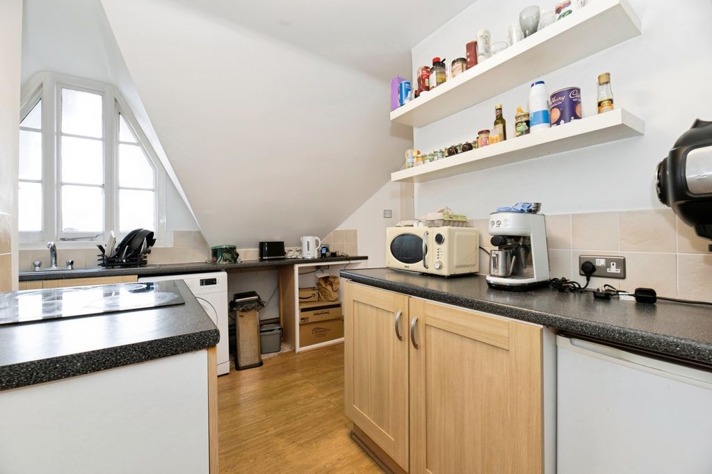 Property photo 2 of 13 Pbox-Img.Jpg