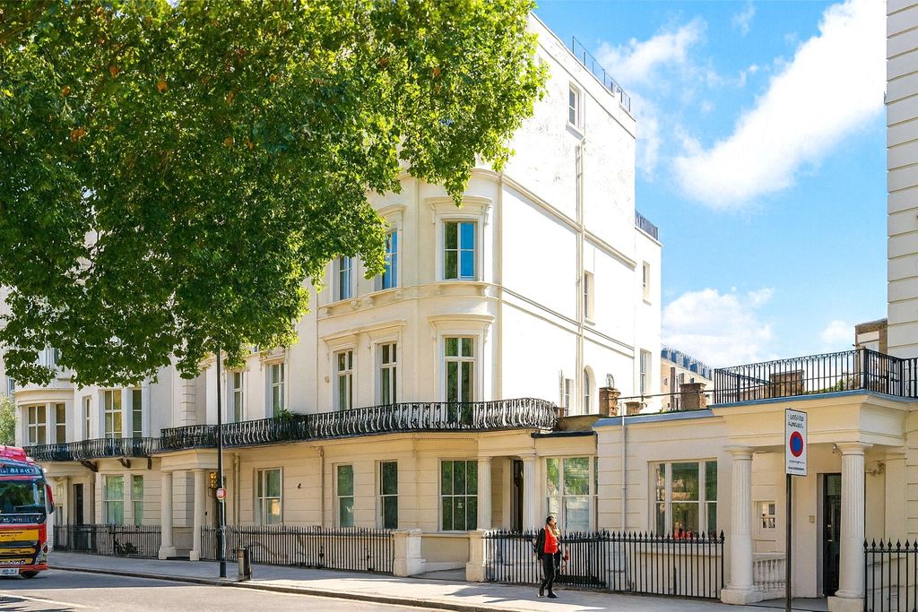 Property photo 3 of 9 Picture No. 32