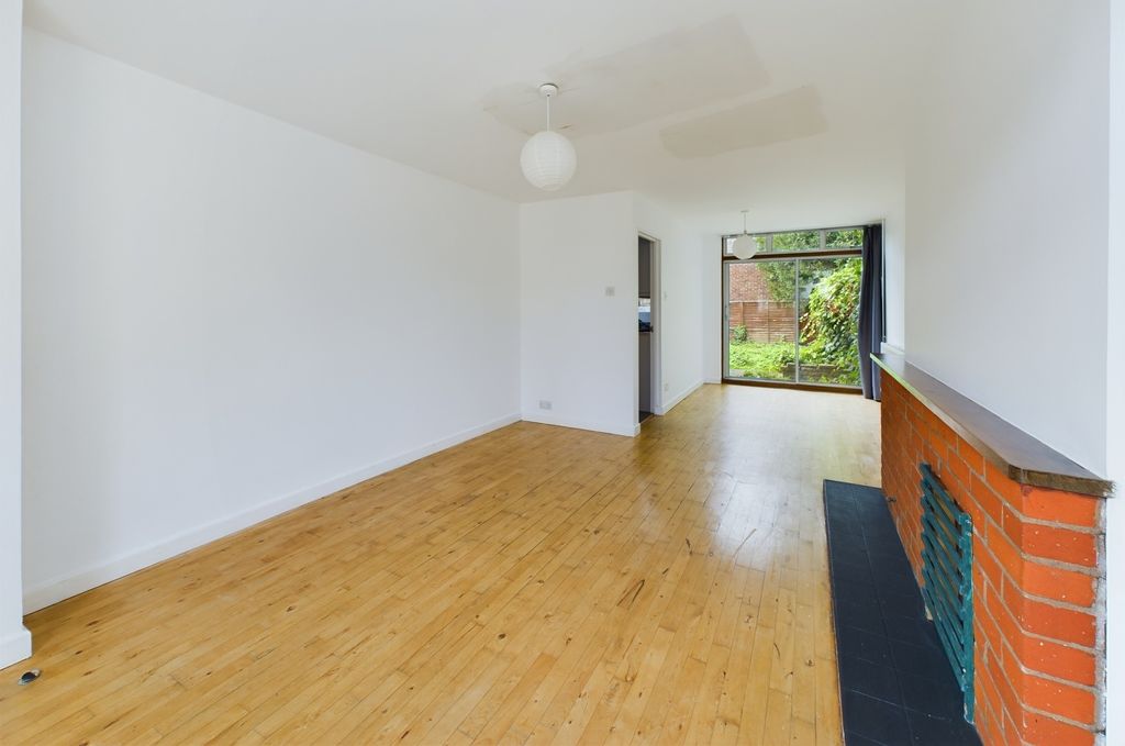 Property photo 2 of 18 Cam02545G0-Pr0239-Still004