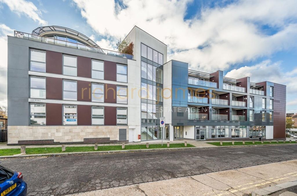 Property photo 1 of 9 Ext.Jpg