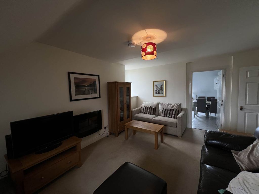 Property photo 2 of 7 Img_0740