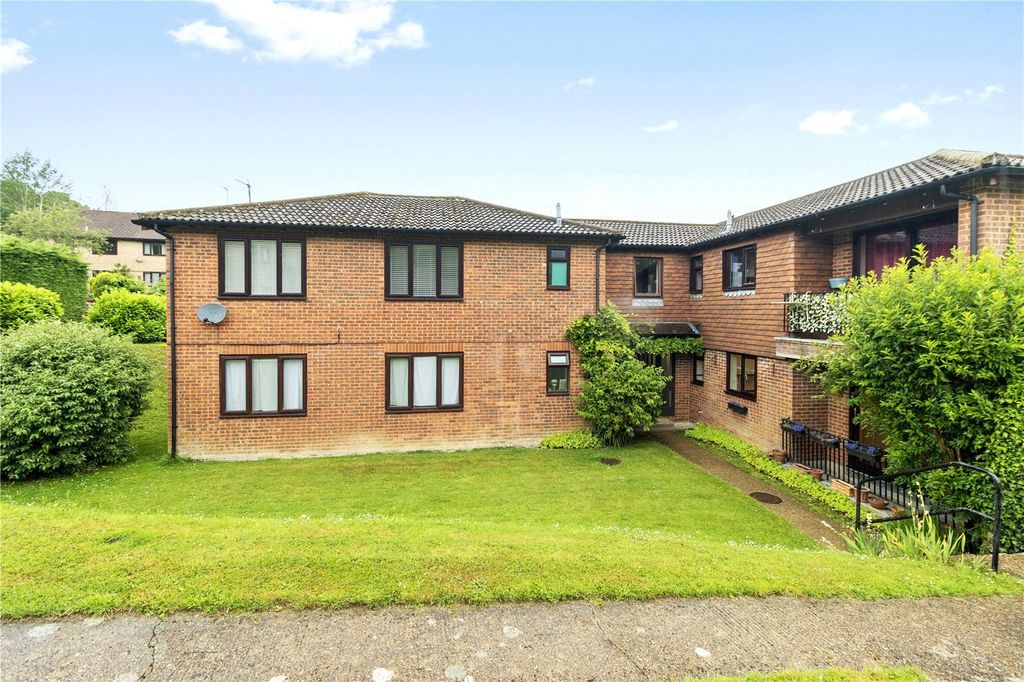Property photo 1 of 16 Picture No. 02