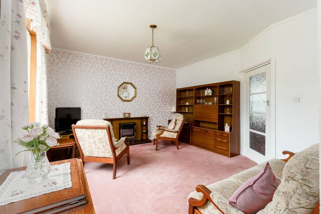Property photo 3 of 32 Property Image 3