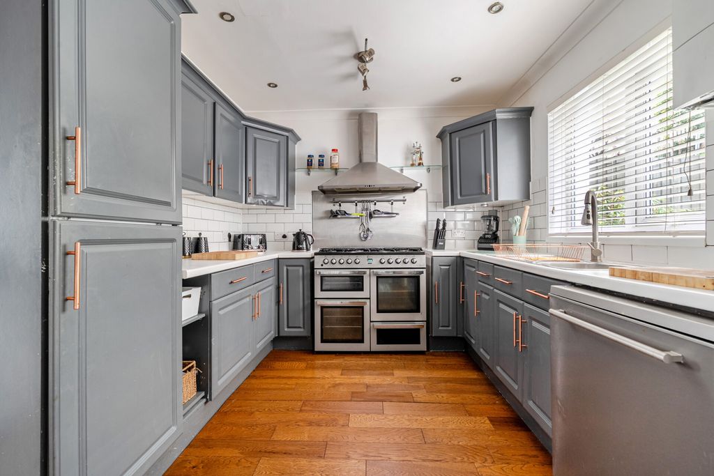 Property photo 2 of 23 1526659-9-1A0Ecd8...