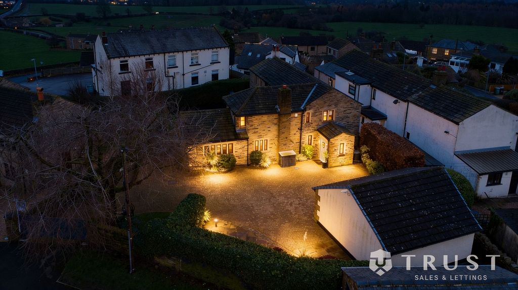 Property photo 2 of 73