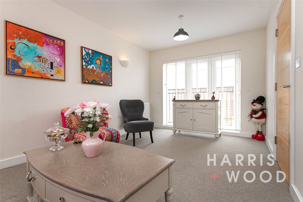 Property photo 3 of 25 3904794