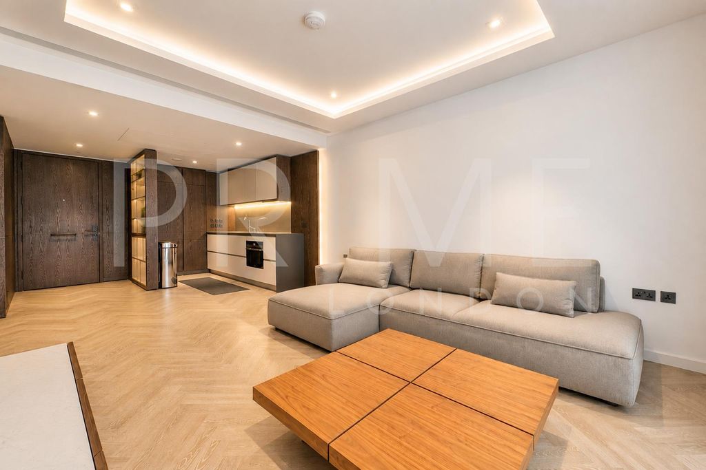 Property photo 2 of 19 Fh2B (1).Jpg