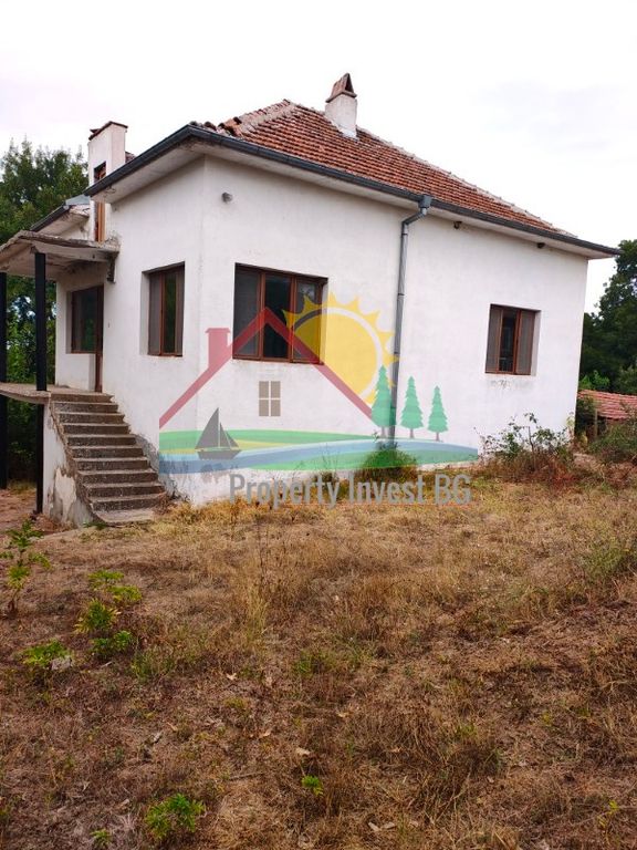 Property photo 1 of 5