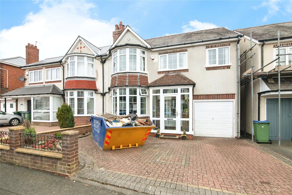 Property photo 1 of 17 Picture No. 10