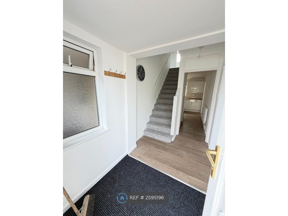 Property photo 2 of 20 Unfurnished Photos - Final Renovation Phase.v