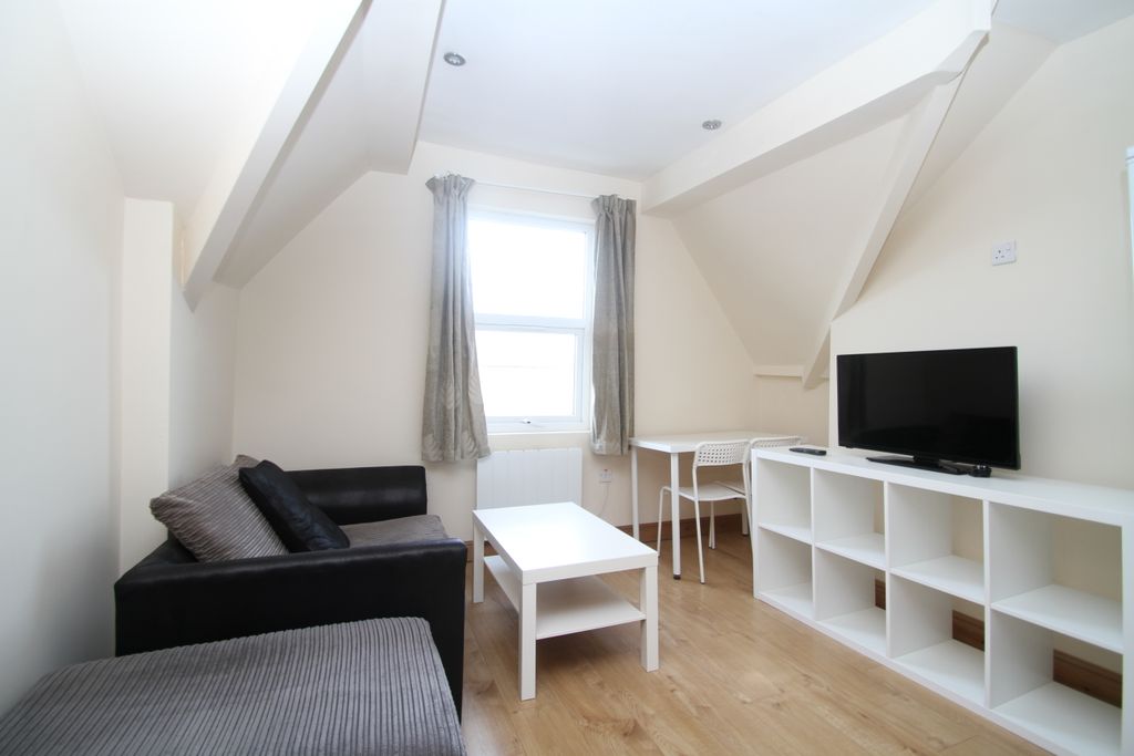 Property photo 1 of 5 Reception Area