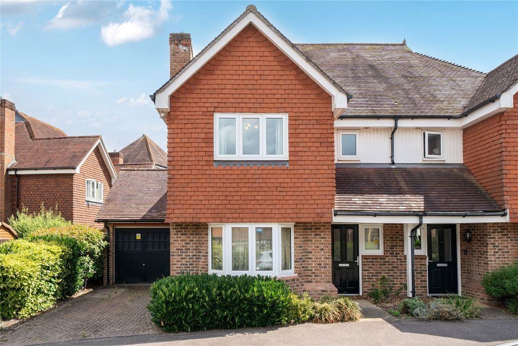 Property photo 1 of 22 Front