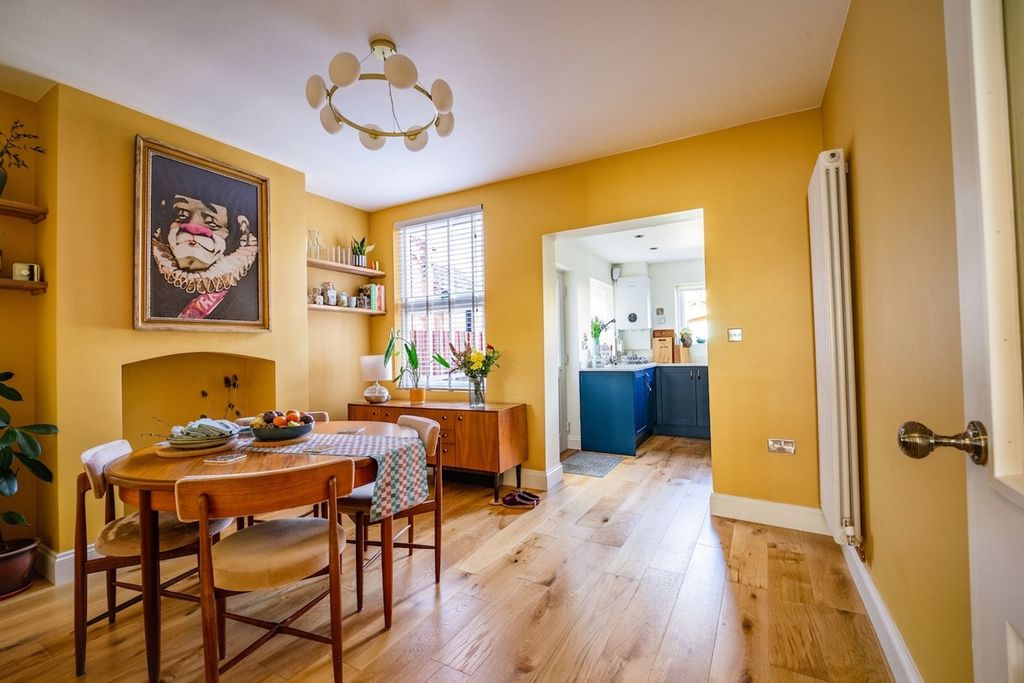 Property photo 3 of 17 Dining Room