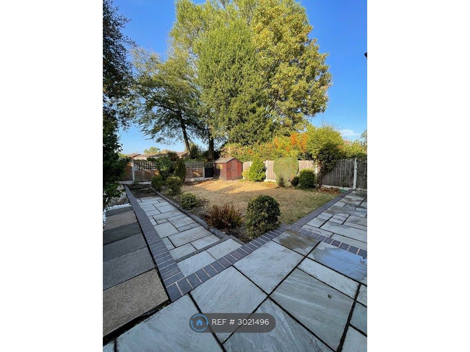 Property photo 3 of 23