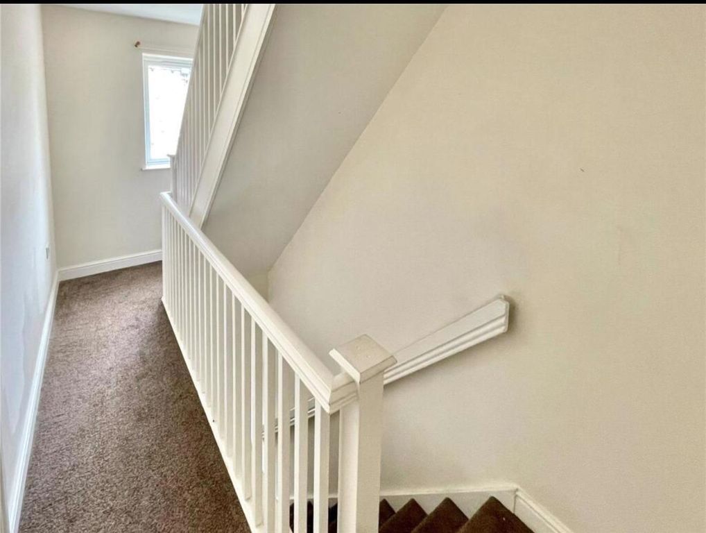 Property photo 1 of 7 Second Floor