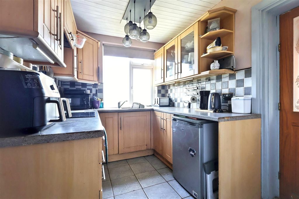 Property photo 3 of 22 Img_5008.Jpg