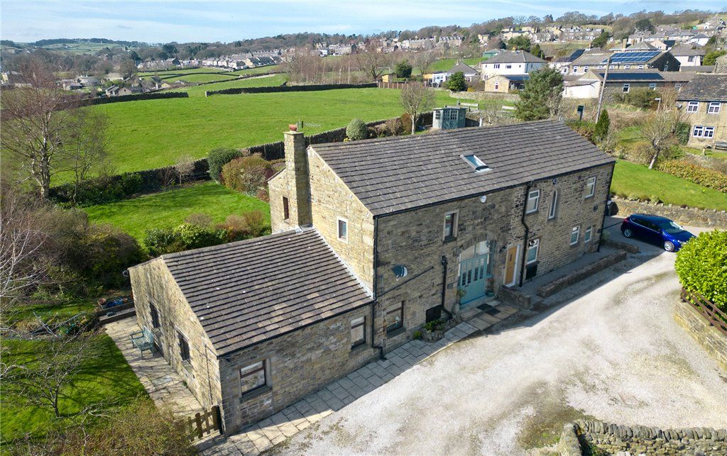 Property photo 1 of 24 External