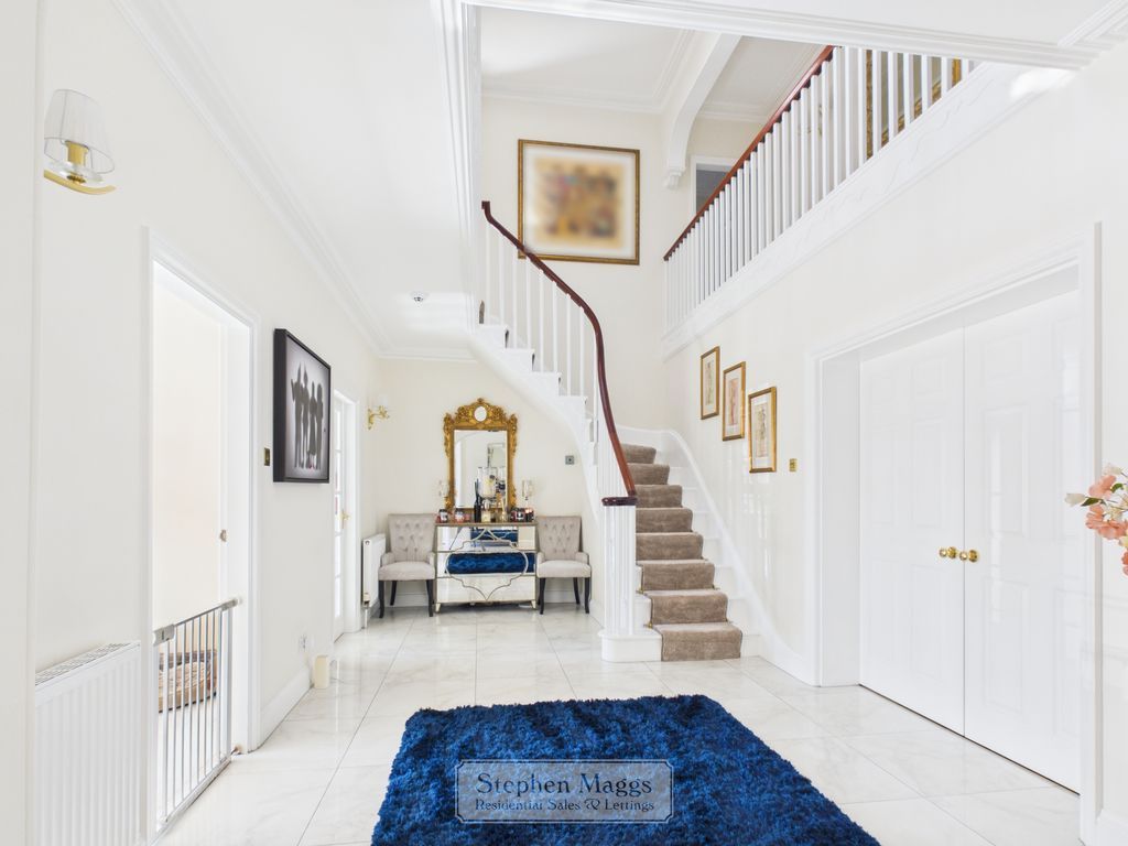 Property photo 2 of 39 Photo 12