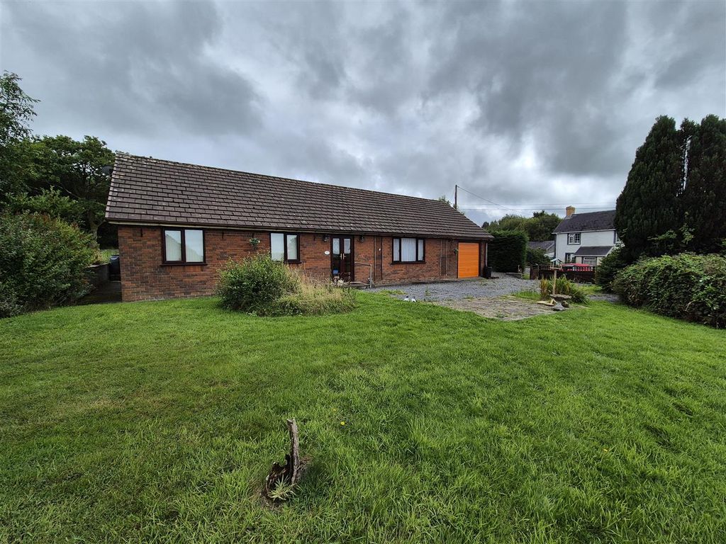 Property photo 1 of 14 1000039881.Jpg