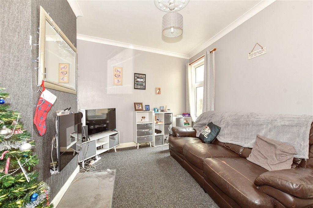 Property photo 2 of 5 Lounge