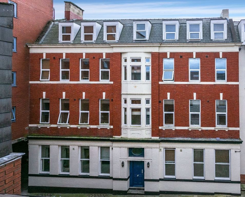 Property photo 1 of 16
